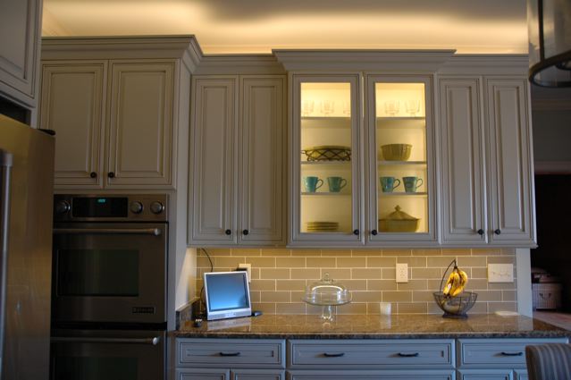 light kitchen placement cabinet column