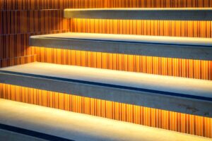 Dimmable store stair lights